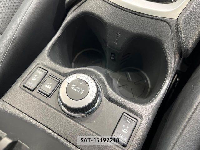 Nissan X-TRAIL 2015-02 8851172-5
