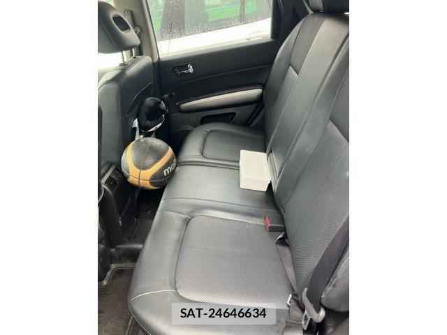 Nissan X-TRAIL 2009-12 8851185-16