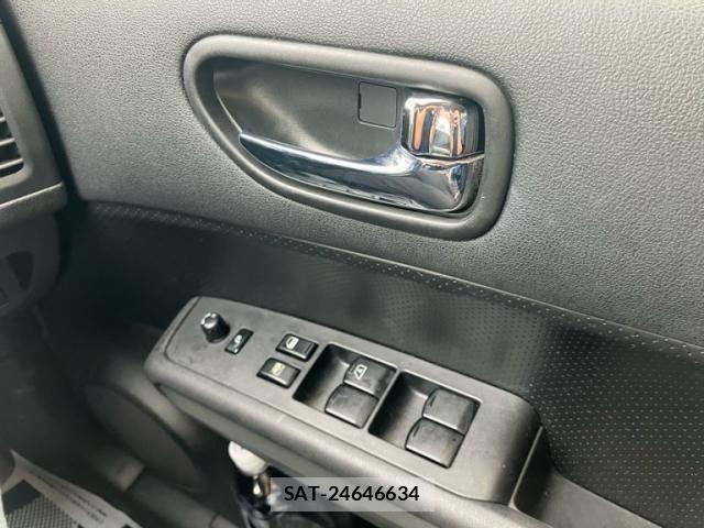 Nissan X-TRAIL 2009-12 8851185-20
