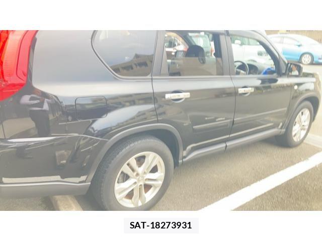 Nissan X-TRAIL 2012-12 8851184-23