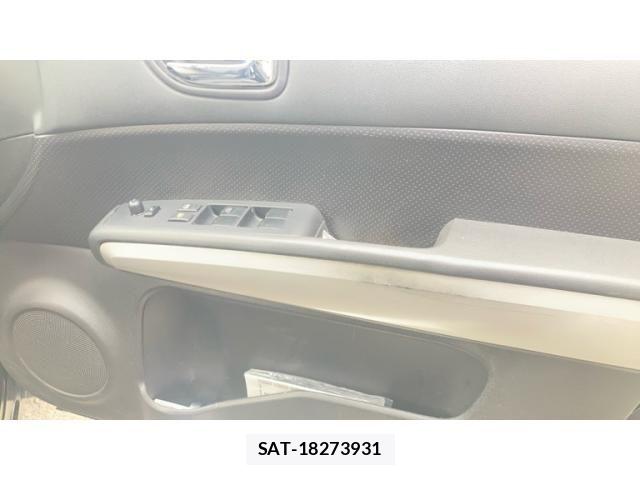 Nissan X-TRAIL 2012-12 8851184-8