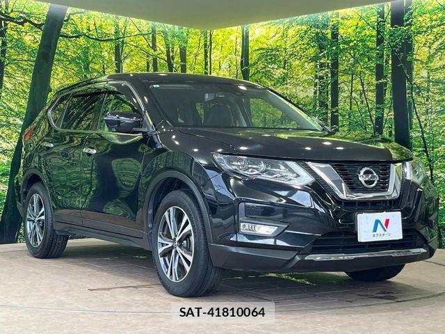 Nissan X-TRAIL 2017-09 8851173-15