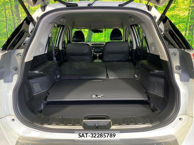 Nissan X-TRAIL 2016-09 8851175-9