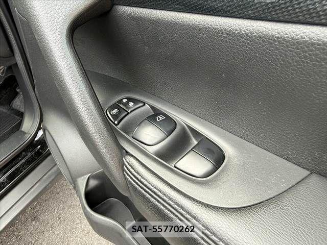 Nissan X-TRAIL 2014-01 8851183-21