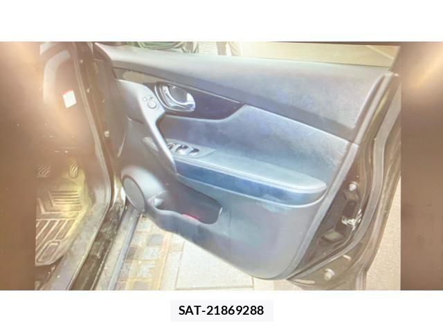 Nissan X-TRAIL 2017-03 8851182-10