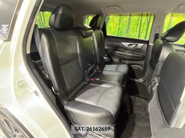 Nissan X-TRAIL 2015-01 8872461-7
