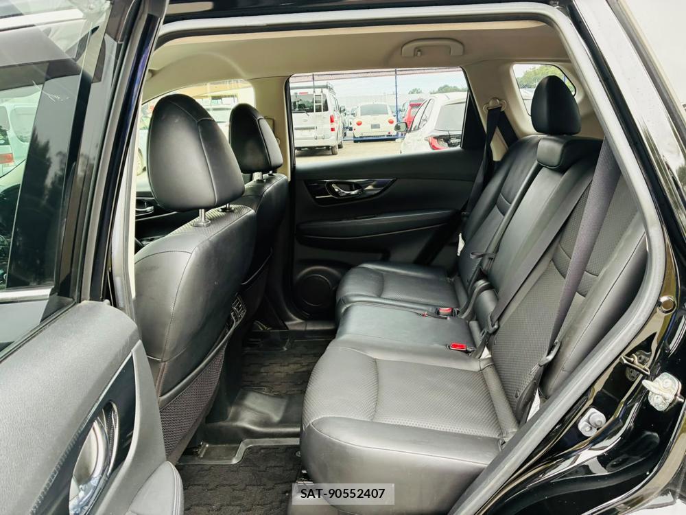 Nissan X-TRAIL 2019-12 8857749-9