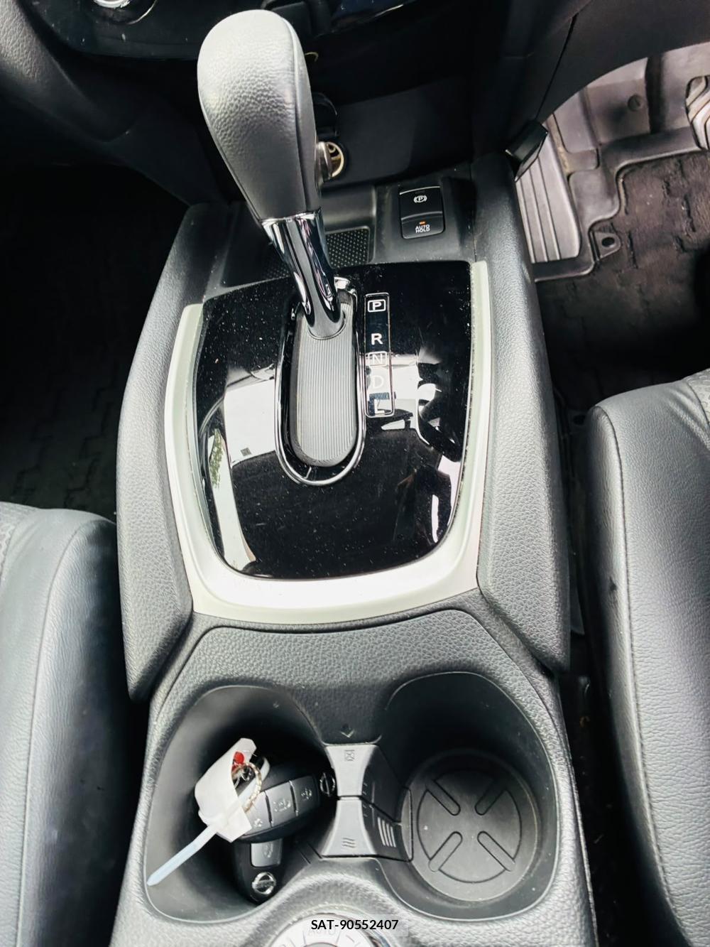 Nissan X-TRAIL 2019-12 8857749-20