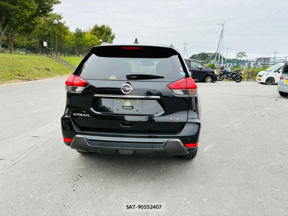 Nissan X-TRAIL 2019-12 8857749-3