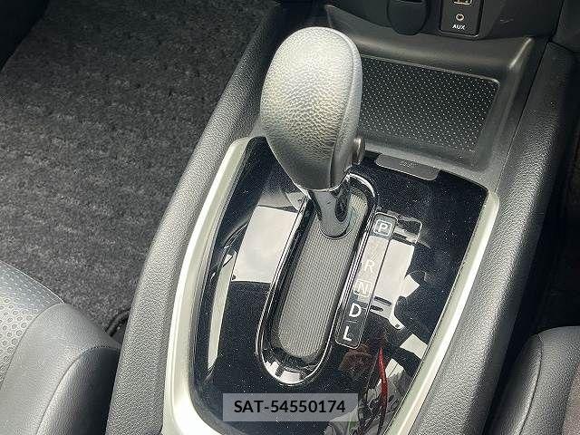 Nissan X-TRAIL 2017-03 8883098-17