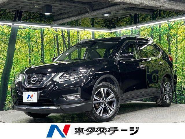 Nissan X-TRAIL 2017-08 8883095-0