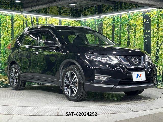Nissan X-TRAIL 2017-08 8883095-17