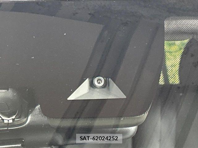 Nissan X-TRAIL 2017-08 8883095-5