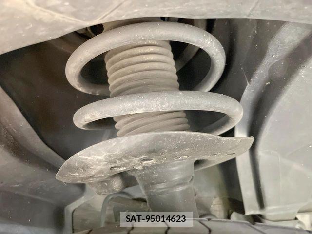 Nissan X-TRAIL 2014-07 8883101-19