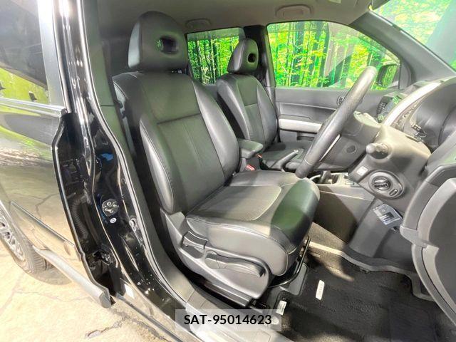 Nissan X-TRAIL 2014-07 8883101-7