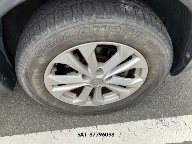 Nissan X-TRAIL 2016-03 8883106-4