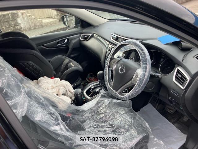 Nissan X-TRAIL 2016-03 8883106-7