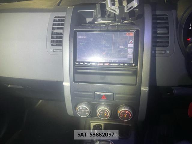 Nissan X-TRAIL 2009-09 8883111-12