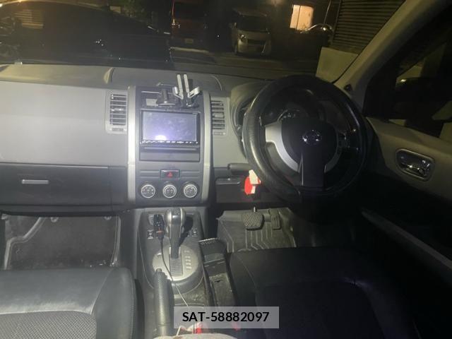 Nissan X-TRAIL 2009-09 8883111-22