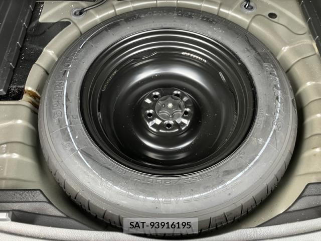 Nissan X-TRAIL 2015-04 8883108-26