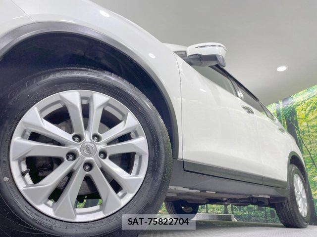 Nissan X-TRAIL 2017-06 8883100-13