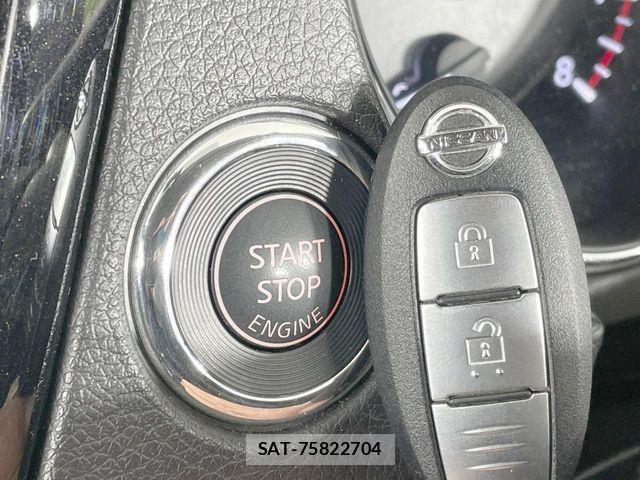 Nissan X-TRAIL 2017-06 8883100-6