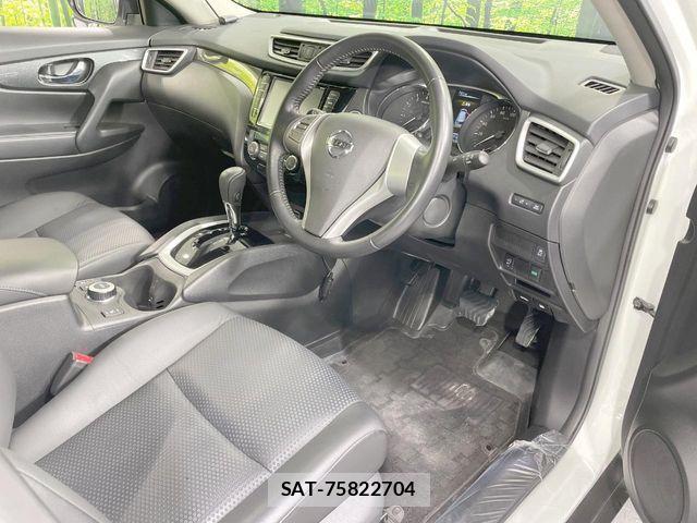 Nissan X-TRAIL 2017-06 8883100-8