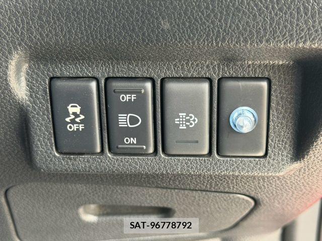 Nissan X-TRAIL 2013-03 8883102-10