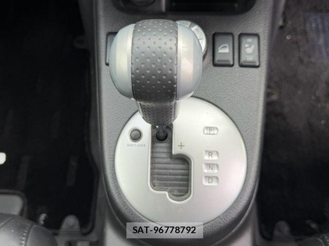 Nissan X-TRAIL 2013-03 8883102-12