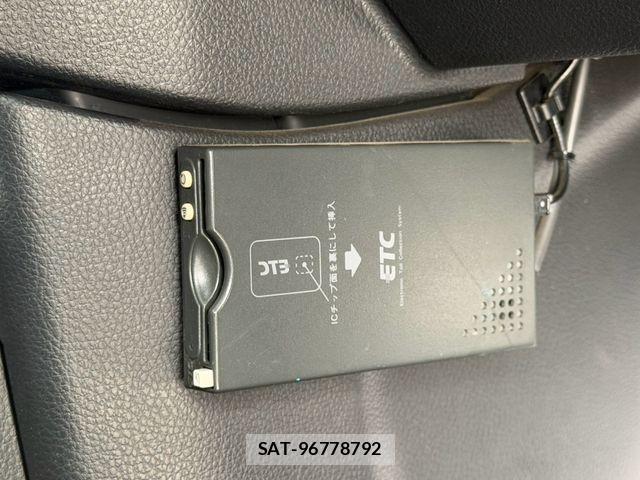 Nissan X-TRAIL 2013-03 8883102-14