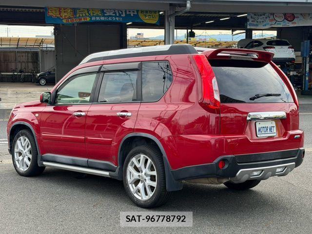 Nissan X-TRAIL 2013-03 8883102-19