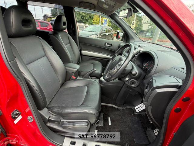 Nissan X-TRAIL 2013-03 8883102-26