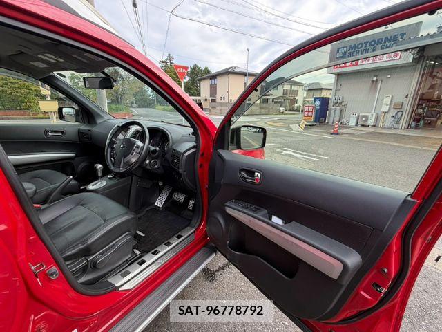 Nissan X-TRAIL 2013-03 8883102-28