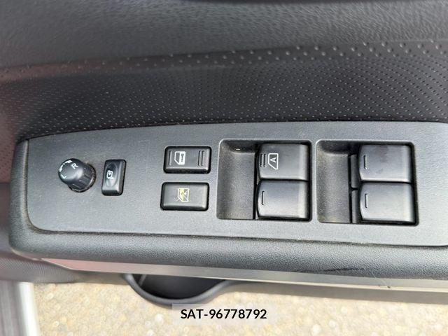 Nissan X-TRAIL 2013-03 8883102-29