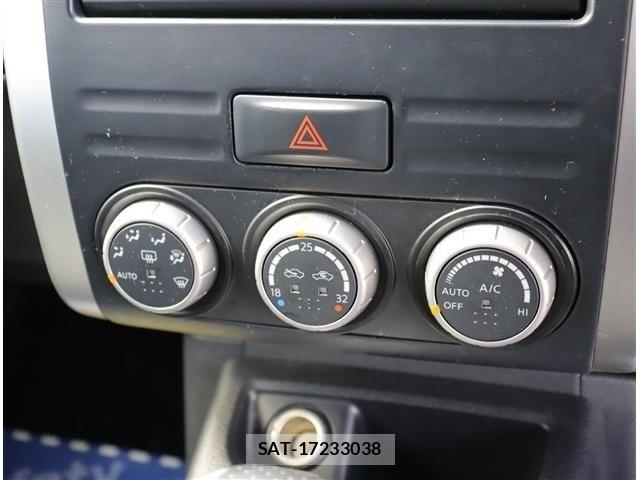 Nissan X-TRAIL 2012-05 8883104-8