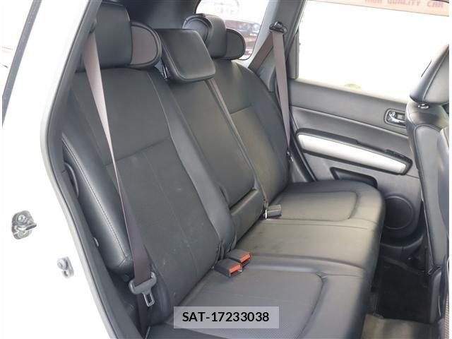 Nissan X-TRAIL 2012-05 8883104-14