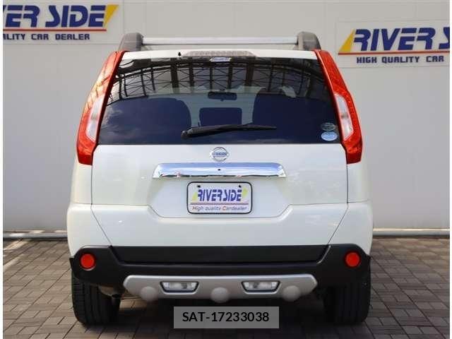 Nissan X-TRAIL 2012-05 8883104-21
