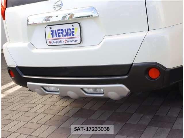 Nissan X-TRAIL 2012-05 8883104-23
