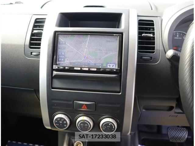 Nissan X-TRAIL 2012-05 8883104-4