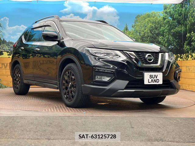 Nissan X-TRAIL 2018-01 8883097-15