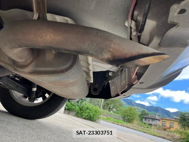 Nissan X-TRAIL 2016-09 8883105-14