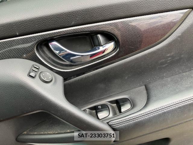 Nissan X-TRAIL 2016-09 8883105-17