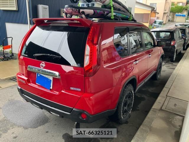 Nissan X-TRAIL 2013-09 8883110-3