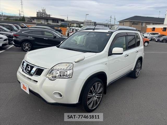 Nissan X-TRAIL 2012-02 8883107-9