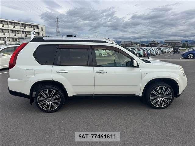 Nissan X-TRAIL 2012-02 8883107-11