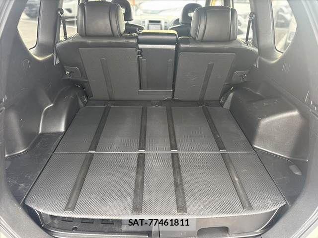 Nissan X-TRAIL 2012-02 8883107-19