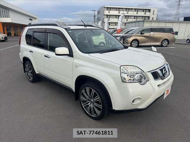 Nissan X-TRAIL 2012-02 8883107-7