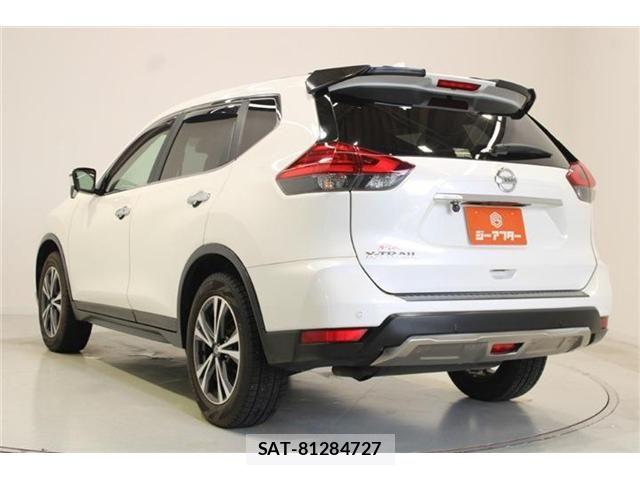 Nissan X-TRAIL 2018-02 8884652-9