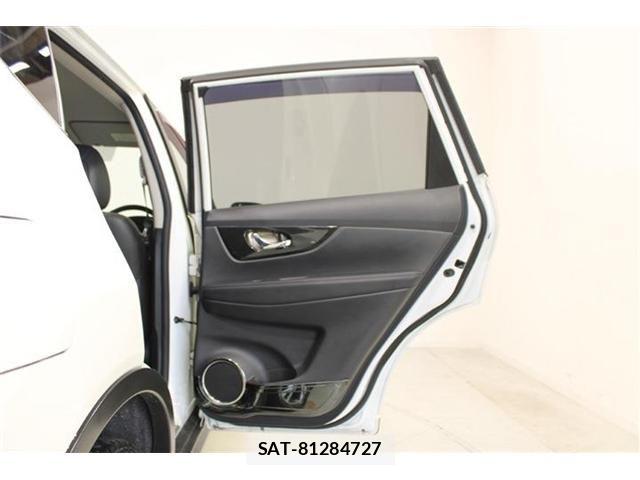 Nissan X-TRAIL 2018-02 8884652-29