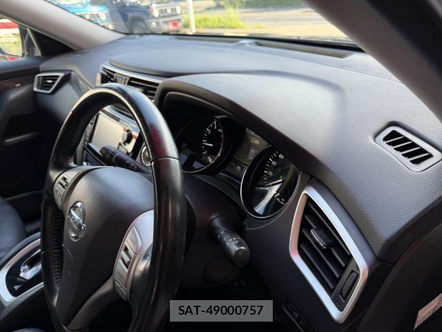 Nissan X-TRAIL 2016-03 8884656-26